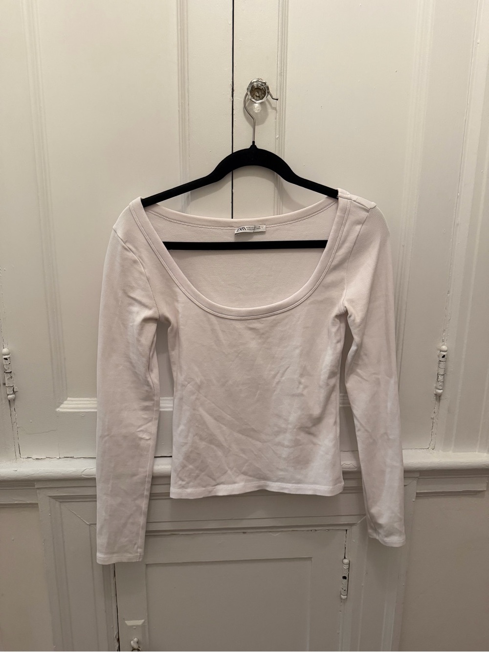 Zara White Scoop Neck Long Sleeve Top